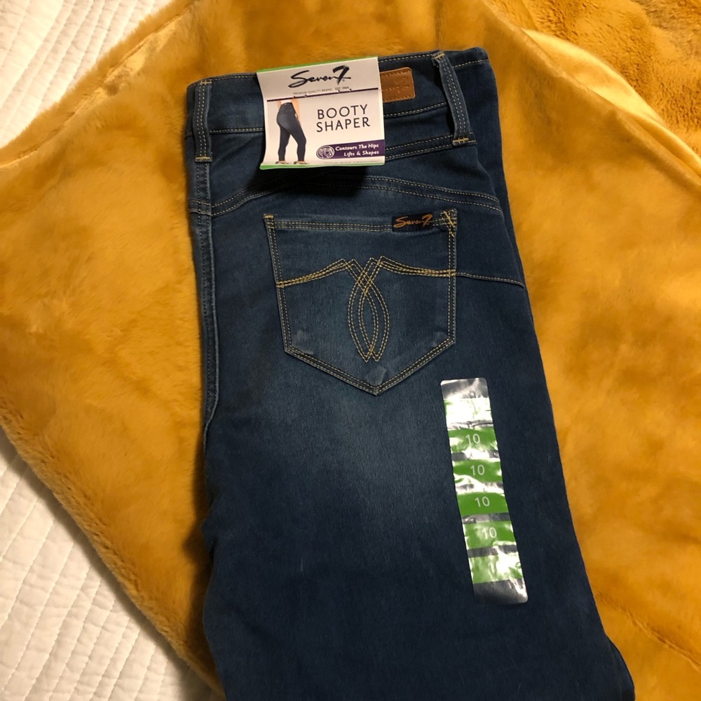NWT Seven7 Booty shaper high rise leggings size 10 blue Jean